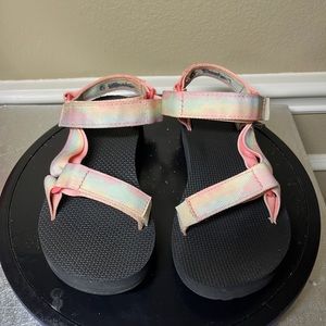Women’s Teva Original Universal Tie Dye Sandals Size 6